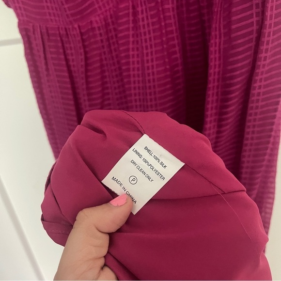 Marie Oliver Vanessa Fuschia Pink Subtle Plaid Short Sleeve V Neck Maxi Dress - Picture 4 of 6